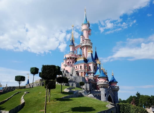 euro disney tickets