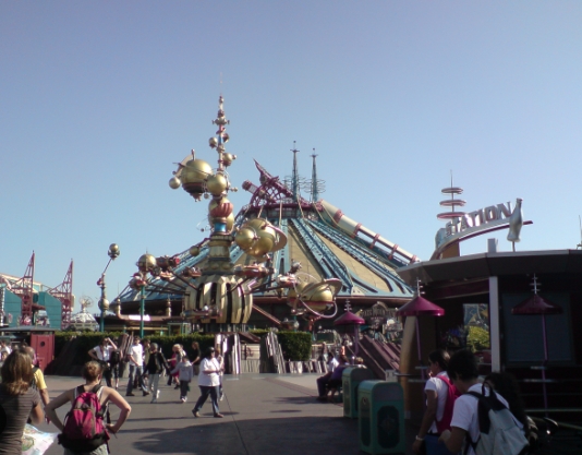 disneyland paris hyperspace mountain